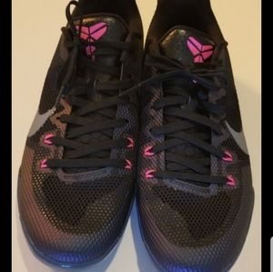 Kobe 11 invisibility cloaks size 12